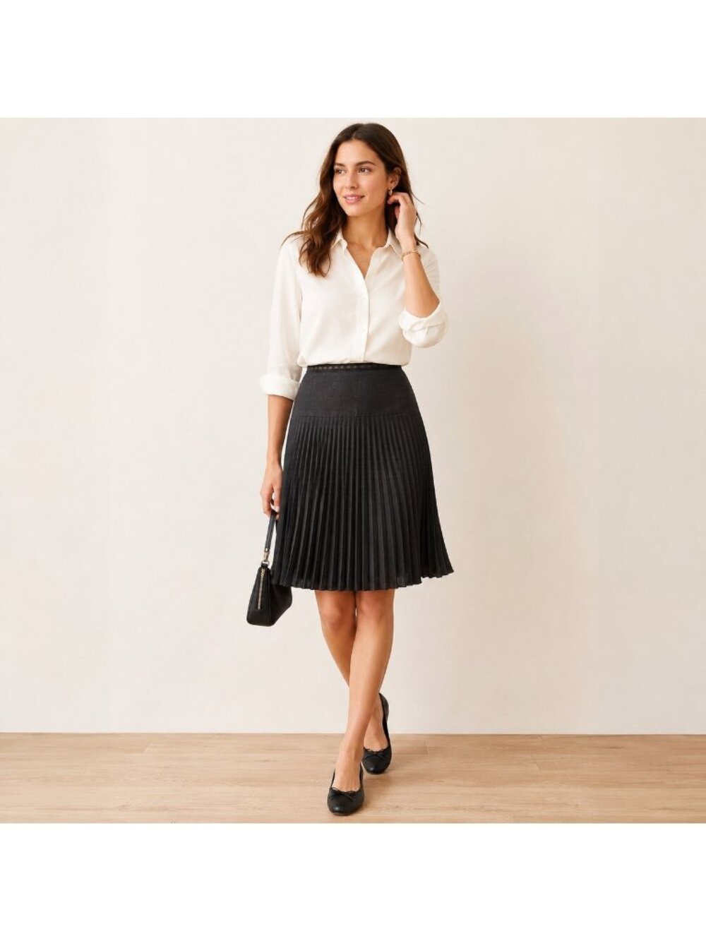 Ann Taylor Black Pleated A-Line Knee Length Skirt Size 6 Ladder Trim Classic